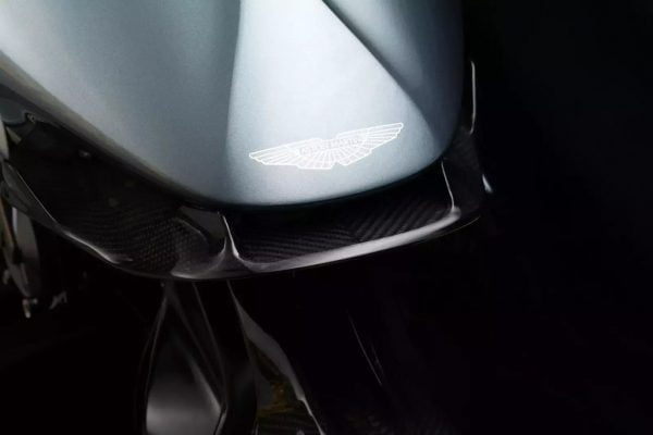 Aston Martin ra mắt siêu mô tô AMB 001