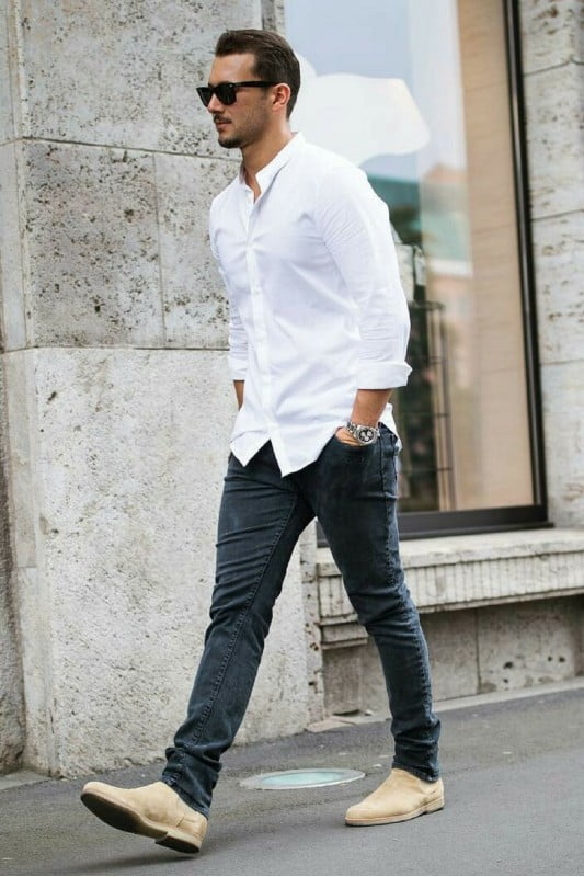 áo sơ mi trắng phối với quần jeans