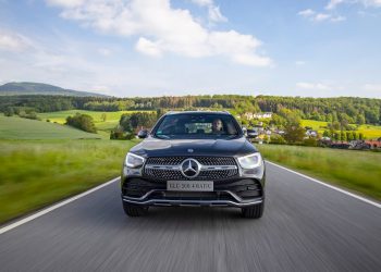 Mercedes-Benz GLC 300 4MATIC 2020 trình làng thị trường Việt