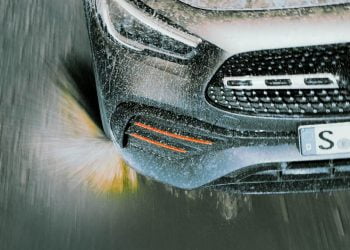 Mercedes-Benz tung teaser "nhá hàng" GLA 2020 trước thềm ra mắt