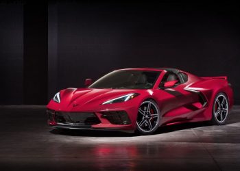Chevy C8 Corvette Stingray 2020
