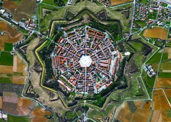 Quảng trường Piazza Grande (Palmanova, Italy)