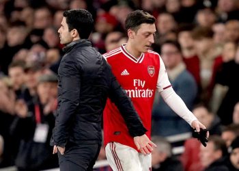 MIKEL ARTETA MESUT OZIL