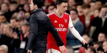 MIKEL ARTETA MESUT OZIL