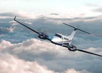 Beechcraft King Air 360 may bay ca nhan
