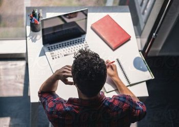 làm thế nào để thăng tiến nhanh trong công việc