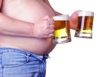 tại sao uống bia bụng to