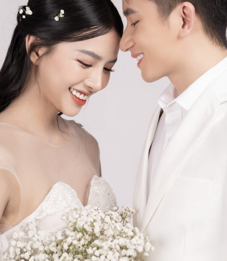 Ảnh cưới của Phan Mạnh Quỳnh và Khánh Vy