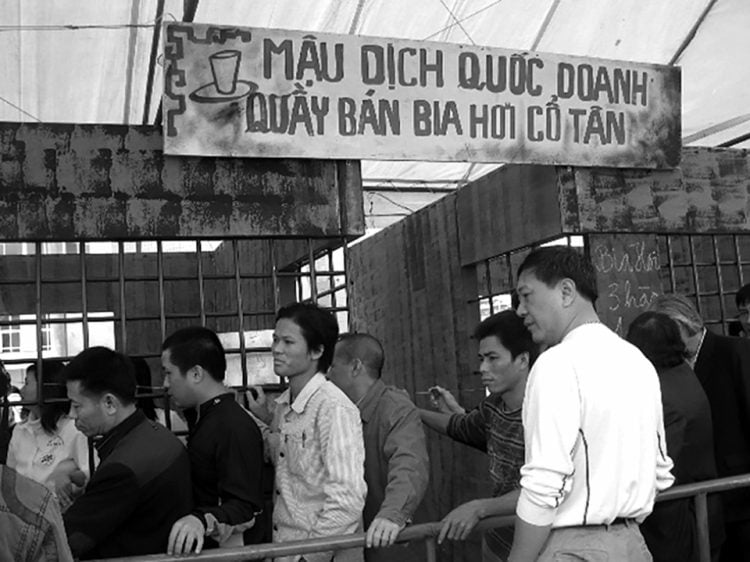 Bia hơi kèm giặc lái