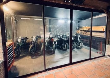 gara motor của johnny trí nguyễn