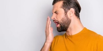 nguyên nhân bị hôi miệng