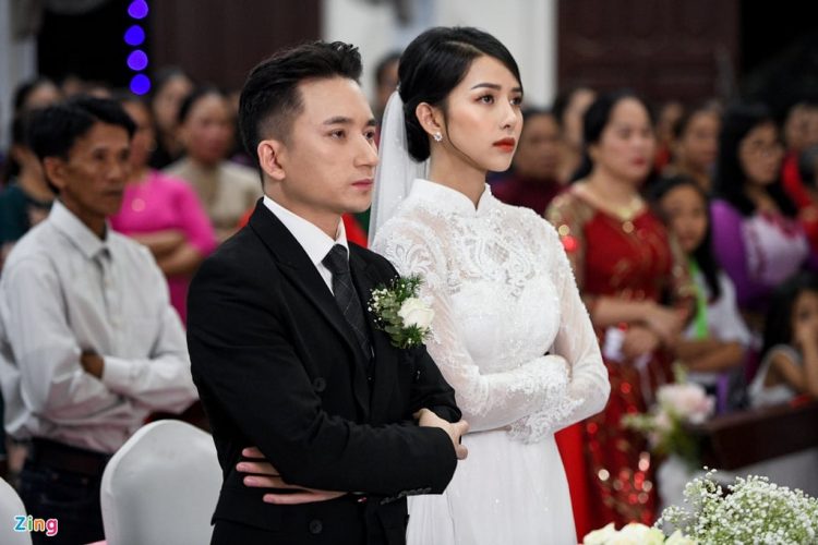 Phan Mạnh Quỳnh lấy vợ