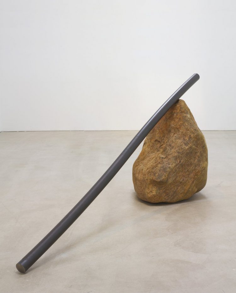 Lee Ufan, Relatum - the cane of titan, 2015