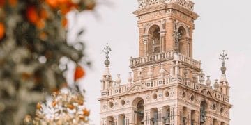 Tháp Giralda Sevilla