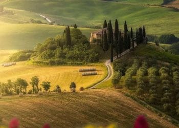 Xứ Toscana, miền Trung Italia.