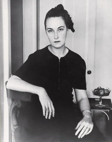 Carmen Herrera (1915)