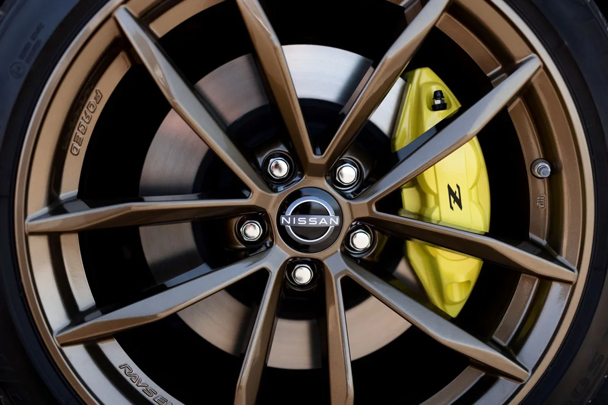 Nissan-Z-2023-Couype