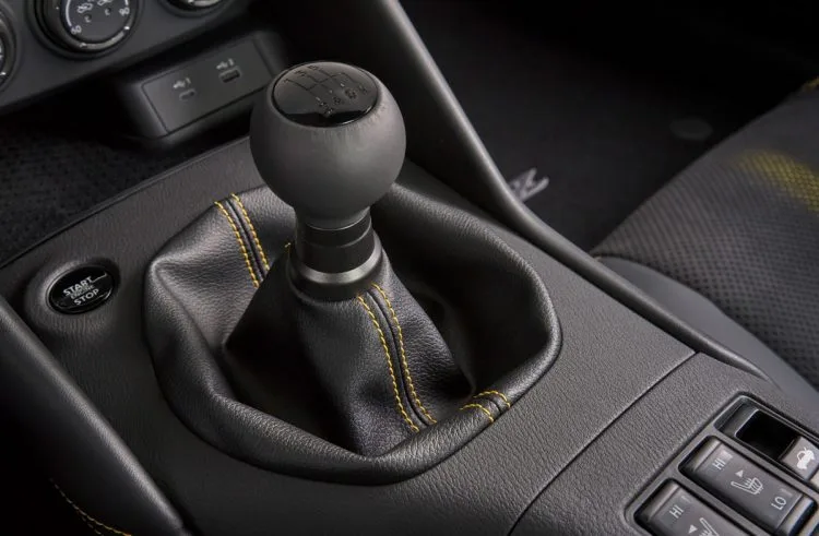 Nissan-Z-2023-Couype