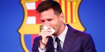 messi khóc
