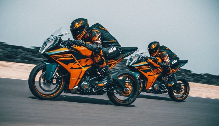 KTM RC 390 2022