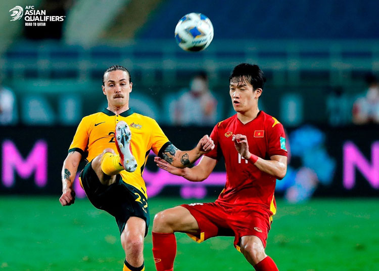 Việt Nam 0 - 1 Australia Thua nhưng mà 'sướng'