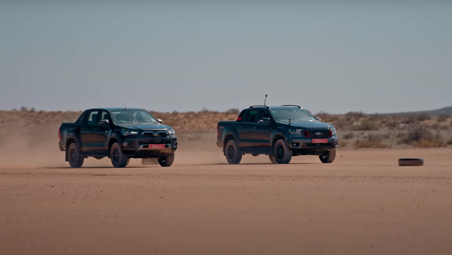 so sánh Ford Ranger và Toyota Hilux