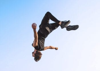 Khổ thật khổ ảo