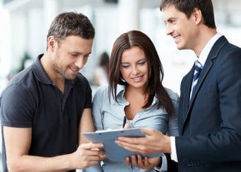 kỹ thuật ném bóng thấp