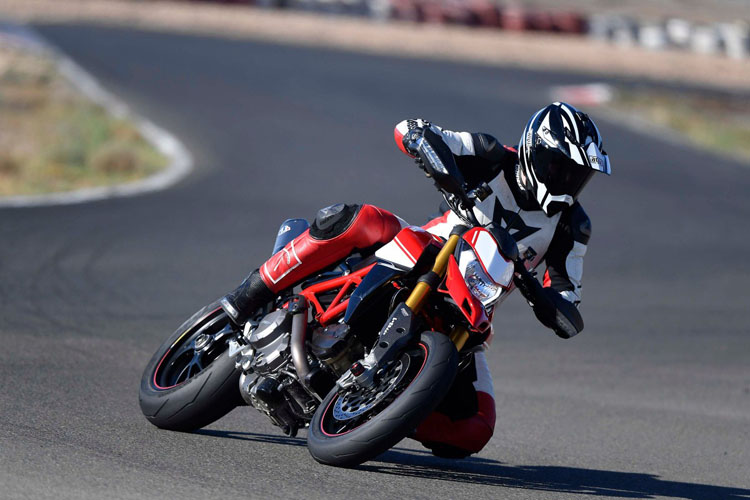 Đánh giá xe Có nên mua Ducati Hypermotard 950
