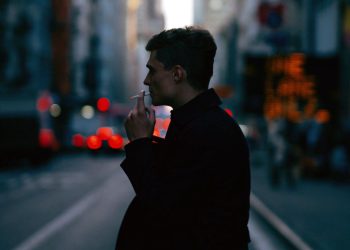 Vì sao chúng ta vẫn không thay đổi dù biết điều đó sẽ giúp ta tốt hơn