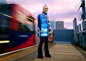 HM virtual fashion collection