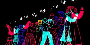 TikToker có thu nhập cao nhất năm 2021