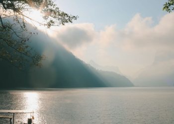 hồ Slam Pé