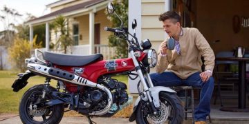 Honda ST125 Dax
