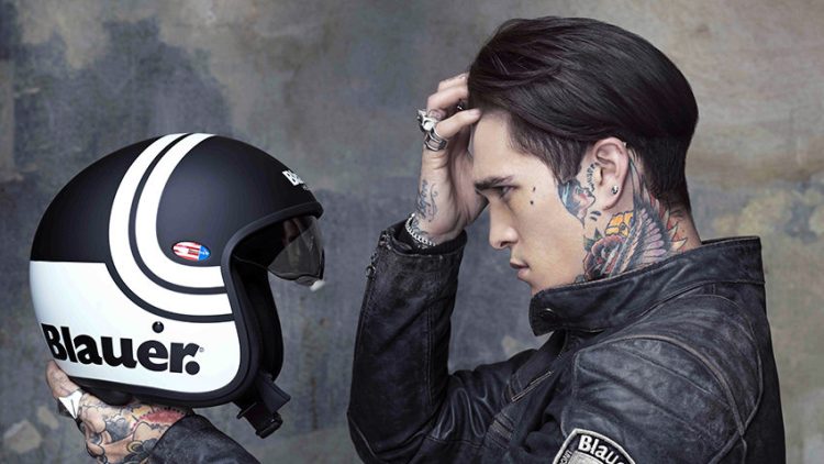 tóc mũ bảo hiểm