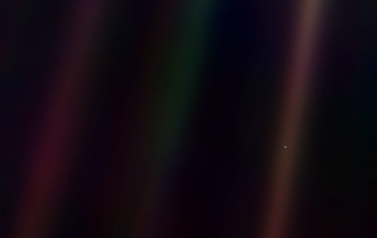 trái đất trong vũ trụ