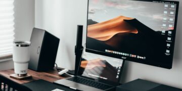 Cách kết nối MacBook với TV