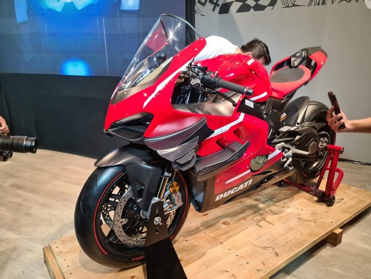 Ducati Superleggera V4 của Minh Nhựa