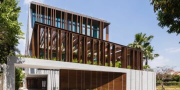 Louvers House