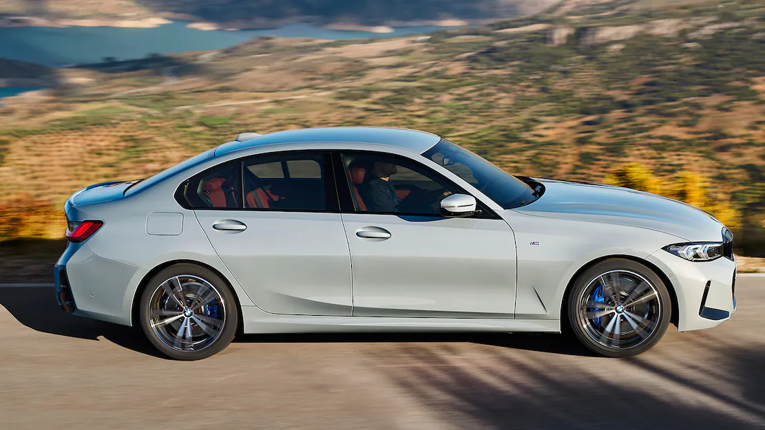 BMW 3-Series 2023