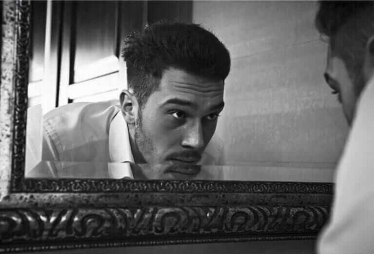 Cách khắc phục quầng thâm mắt cho nam giới hiệu quả