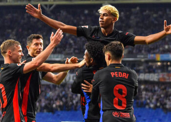 Barca vô địch La Liga