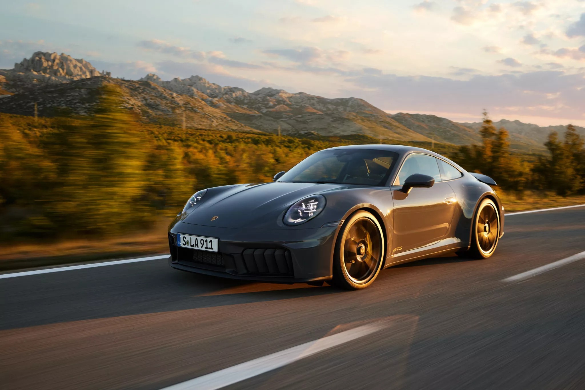 Porsche 911 2025