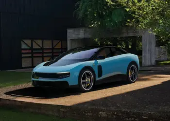 Ferrari Luce